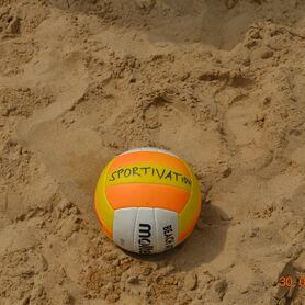 Dresden: Beachvolleyball-Firmen-CUP 2013